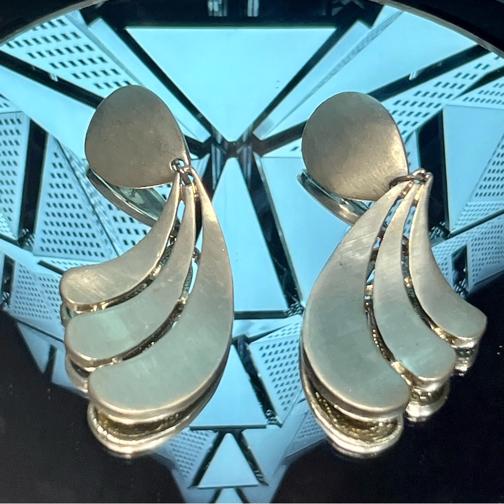 3/$20 vintage earrings